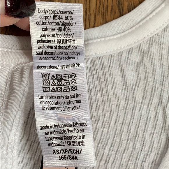 Victoria’s Secret Workout Top - Picture 8 of 8